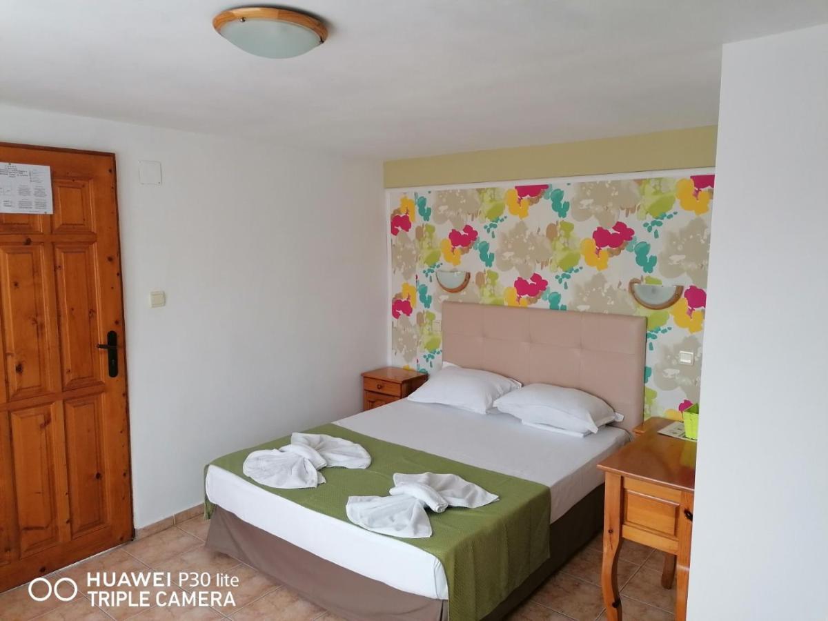 Family Hotel Sofi Sozopol Eksteriør bilde