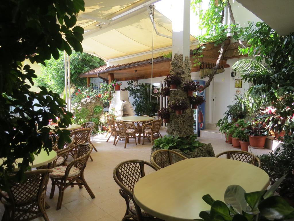 Family Hotel Sofi Sozopol Eksteriør bilde