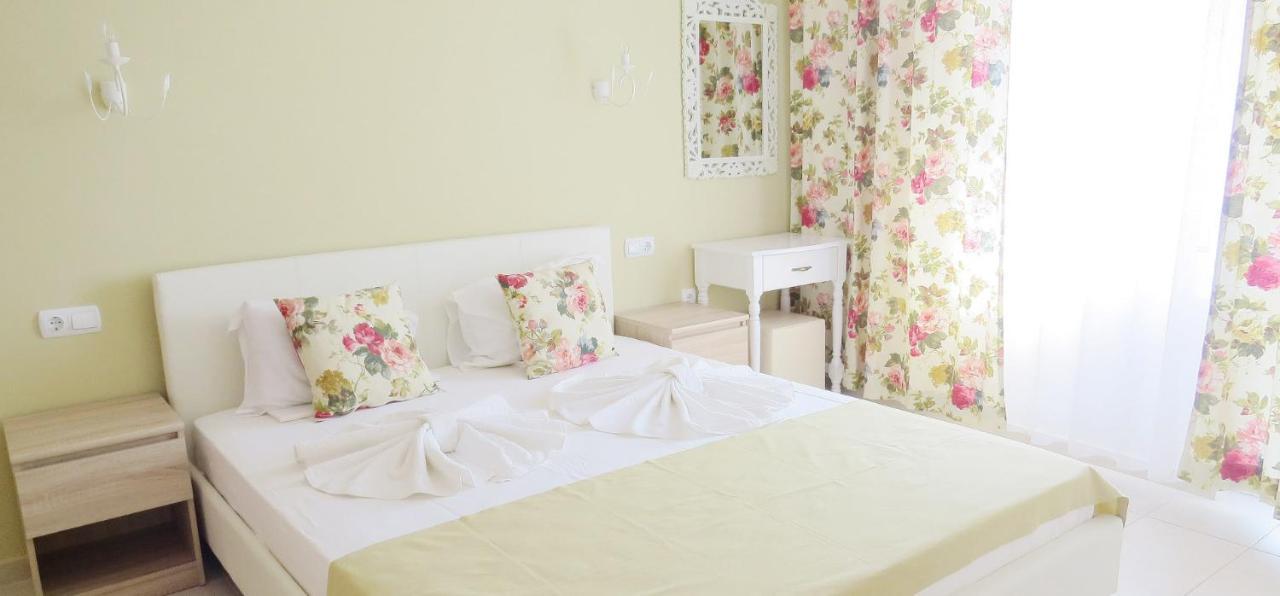 Family Hotel Sofi Sozopol Eksteriør bilde